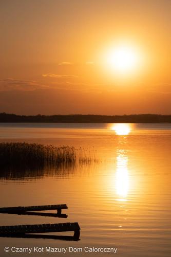 Czarny Kot Mazury Dom Całoroczny Czarny Kot Mazury Dom Całoroczny