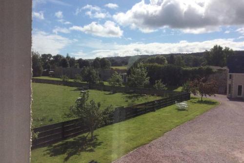 The Nest - Near Inverness & Loch Ness in Kiркхілл