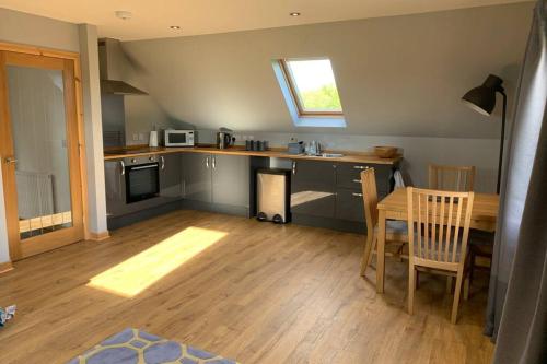 The Nest - Near Inverness & Loch Ness in Kiркхілл