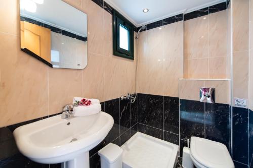 Calypso Luxury Studios - image 3