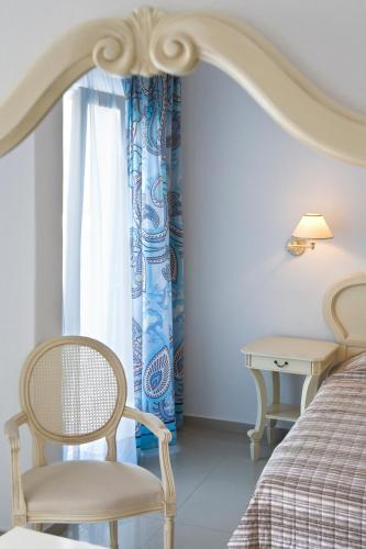 Kamari Hotel - image 6