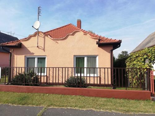 Holiday home in Balatonfenyves 38430 - image 5