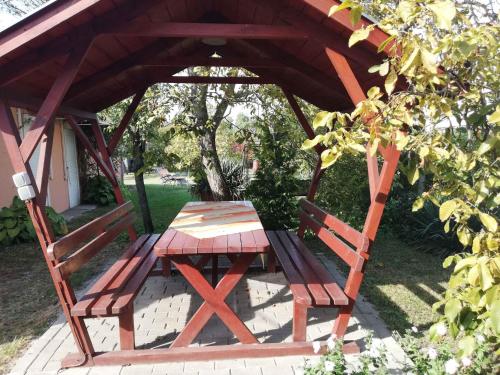 Holiday home in Balatonfenyves 38430 - image 4