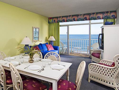 Year-round Oceanfront Suite at Sunny Myrtle Beach - One Bedroom #1 - image 6