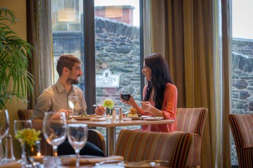 Maldron Hotel Derry - image 10
