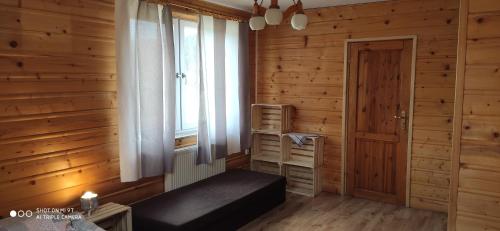 K85 Komańcza Baza Noclegowa Wypadowa Bieszczady Beskid Niski (K85 Komancza Baza Noclegowa Wypadowa Bieszczady Beskid Niski) in โคมันตชา