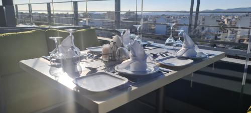 Ariston Hotel - image 5