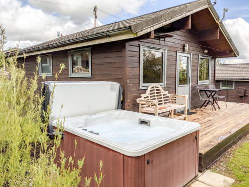 Avallon Lodges 2
