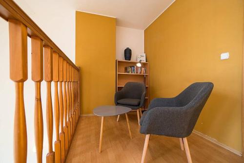 Great Terrace in Big, Central Flat, Praha (fotografie 10)