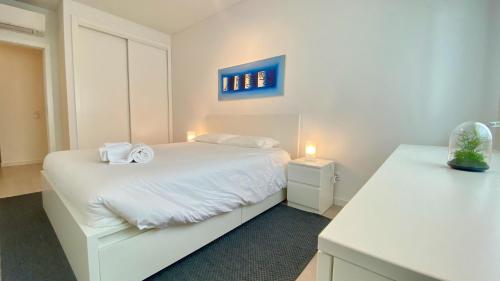 The Sunny Dune - Luxury Apartment w/ Pool & Private Terrace