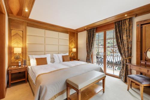 2 double beds
