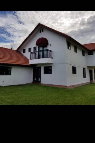 Facilities, Spanish Style House - Free Parking in Kendall