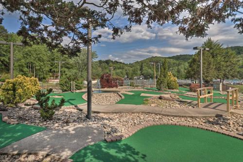 Indoor Pool and Golf Course Views Lake Lure Condo! Indoor Pool and Golf Course Views Lake Lure Condo!