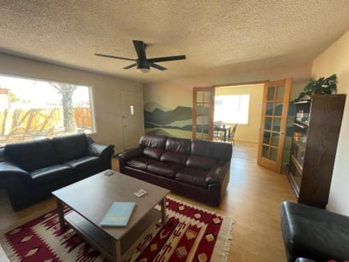 The Headwaters Hostel - main image