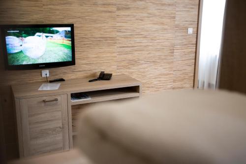 Salamandra Hotel - image 12