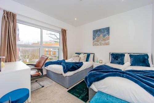 Modern 3 bed flat in quiet BRIGHTON location - image 5