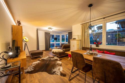 2 bedrooms, 3 beds