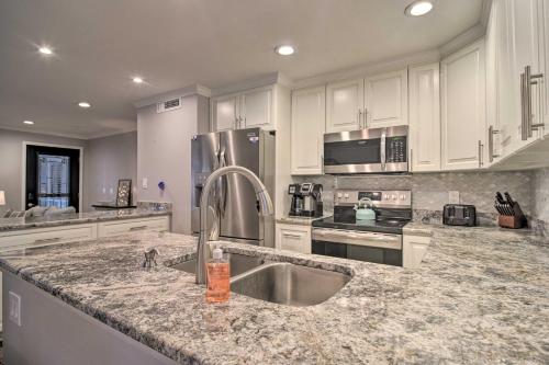 Elegant Condo with Pool Walk to Madeira Beach! - image 6