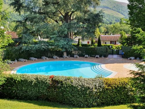 Appartement dans résidence avec piscine