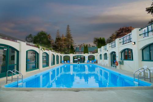 Swimming pool, Digby Pines Golf Resort in Digby (NS)