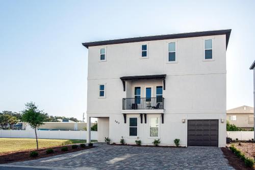 Brand-New Hidden Palms Escape - Golf Cart - Pool home - main image