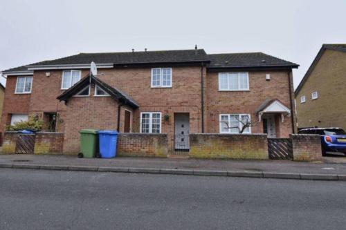 Swafield House - Parking - Modern 2 Bed - Marvello Properties