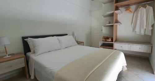 Rodos Beach Apartment 33 - image 2