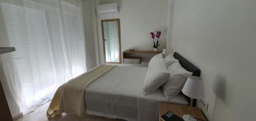 Rodos Beach Apartment 33 - image 4