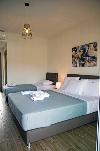 Aelia Luxury Apartments - image 4