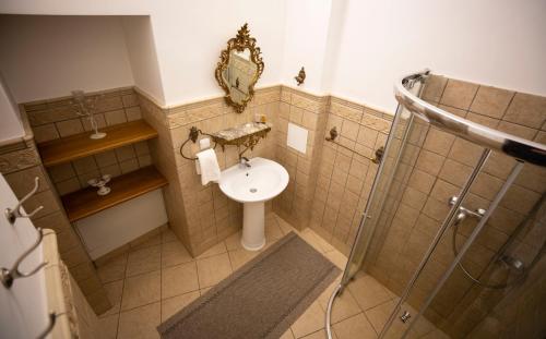 Taujėnų dvaro svečių namai Taujėnų dvaro svečių namai