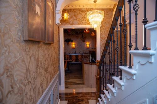 Entrance, Domo Boutique Hotel in Oldbury