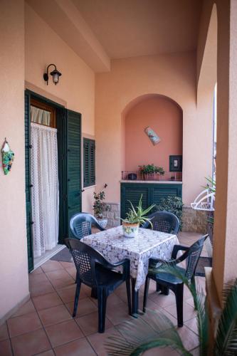 Iekārtas, Casa Caronia marina near Cefalù (Casa Caronia marina near Cefalu) in Caronia (Sicily)