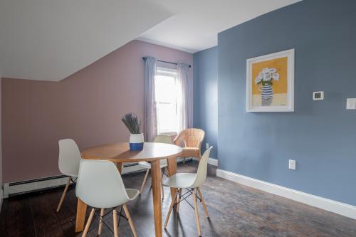 Providence Spacious, Large and Modern 3BR Apartment in Providence, USA