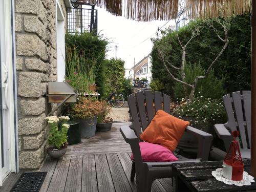 Bas Keroman avec sa terrasse - Location saisonnière - Lorient