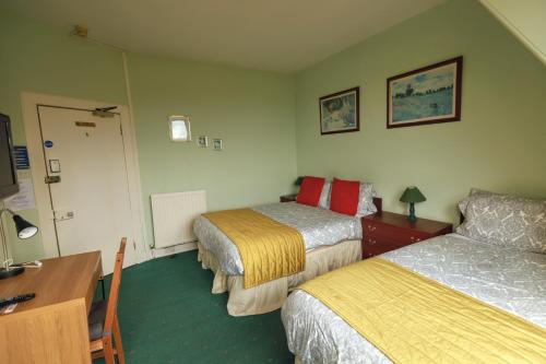 Airdenair Guest House - image 11
