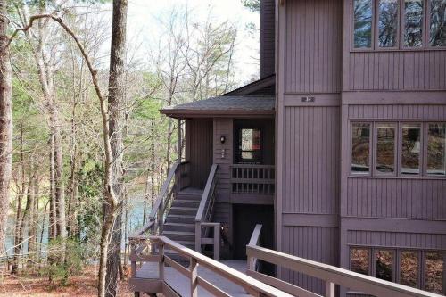 Resort Haven Luxury Condo in Big Canoe - image 3