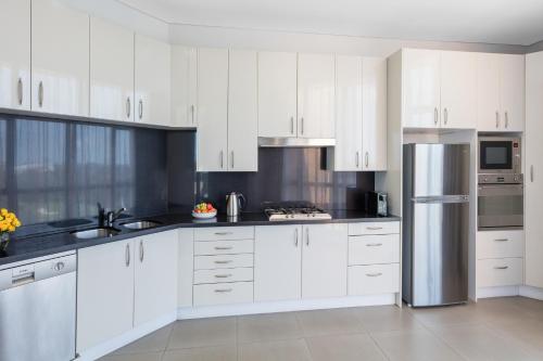 Meriton Suites Waterloo - image 8