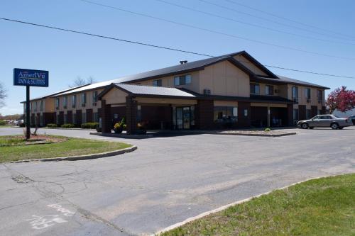 . AmeriVu Inn and Suites Shawano WI