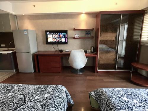 Business Twin Room image 10