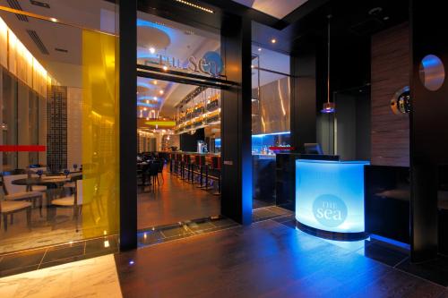 Restaurant, New Otani Inn Yokohama Premium in Nagecho