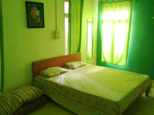 Swimming Pool Cottage Alibag With Meals