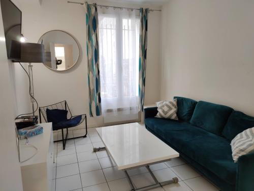 Modern 1 bedroom apartment near the metro. - Location saisonnière - Ivry-sur-Seine