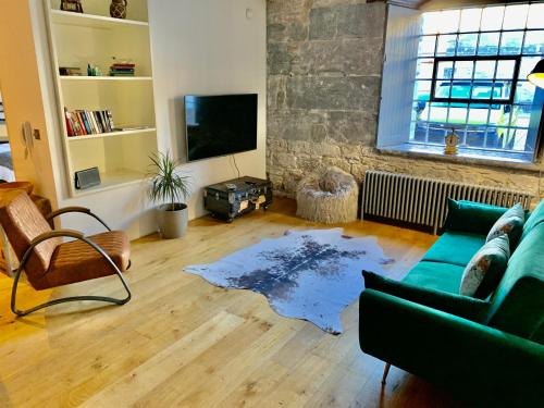 Royal William Yard Apartments - image 3
