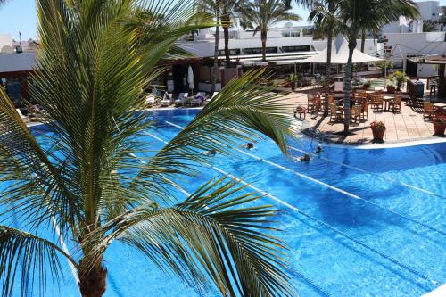 Hotel Fariones - main image