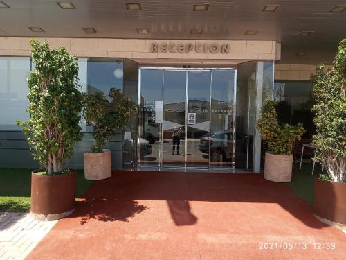 Olimpia Hoteles - image 10