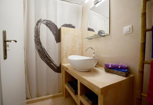 Bathroom, Traditional Cretan Country House (9klm from Elafonissi) in Innachori