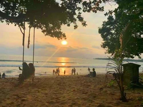 kondominium pantai carita by ita