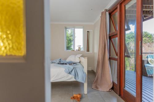 Wilderness Beach House Backpackers Lodge – Wilderness, MO