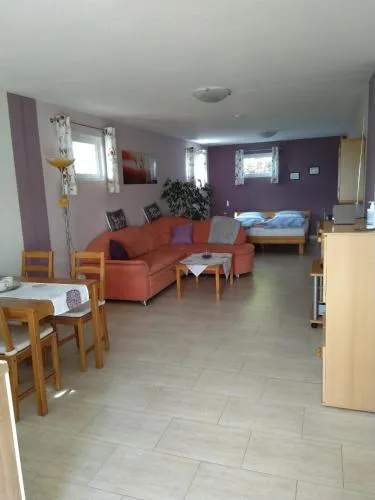 Ferienwohnung Sonne 11 in Weisbrunn, Deutschland