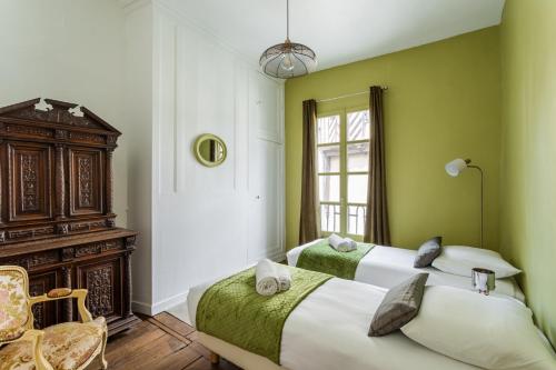 Dame de Coeur - Appartement spacieux en plein centre historique - image 3